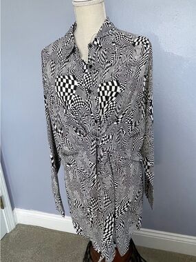 HYFVE Black & White Geometric Print Wrap Mini Dress size L